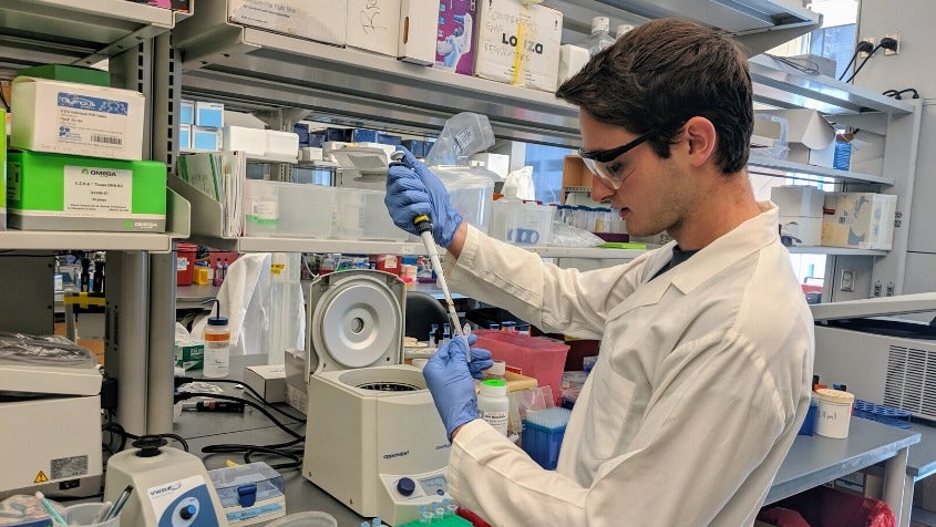 Lorch during his rotation in the research group of Rice bioengineering associate professor Laura Segatori, Ph.D.